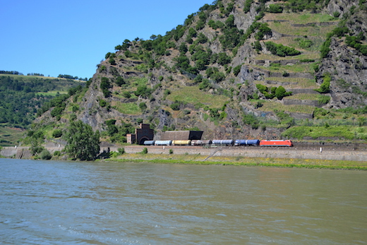 Rhein_rechts_05.jpg